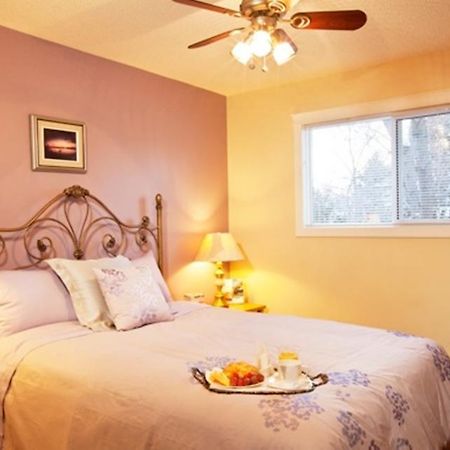 Wild Rose Bed & Breakfast Saskatoon Quarto foto
